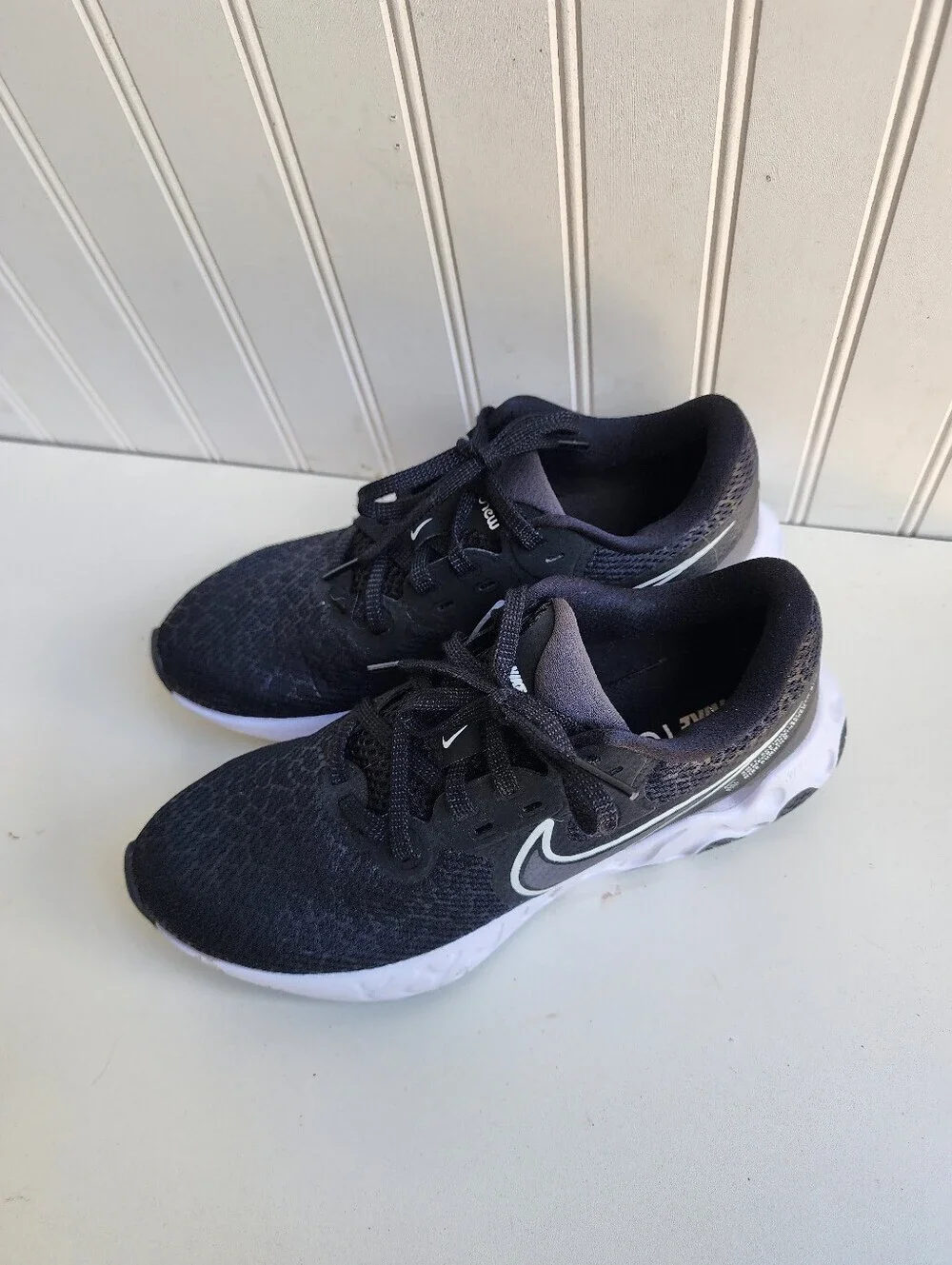 NIKE Women's Renew Ride 2 Running Shoe Black CU3508-004 Sz 8